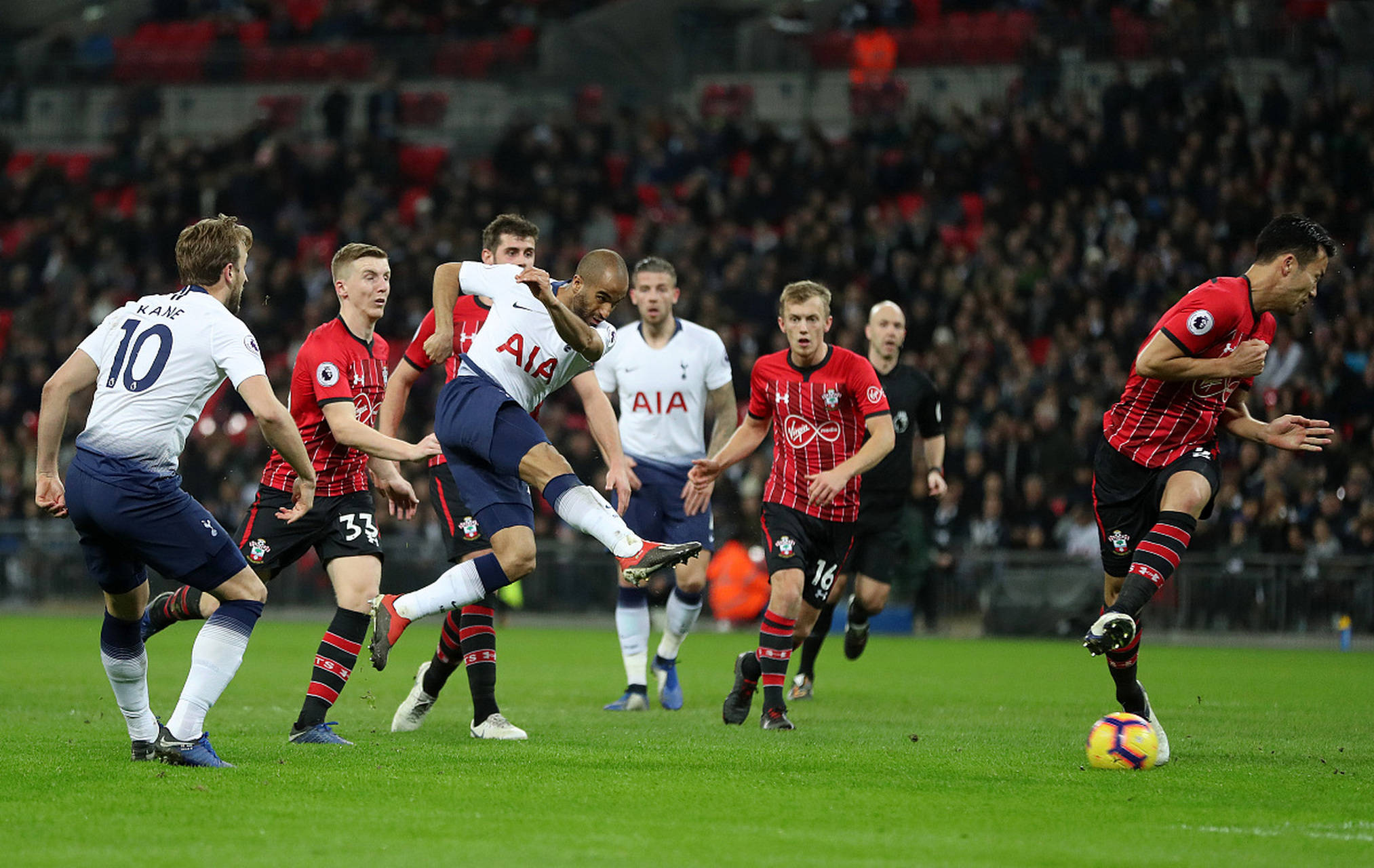 队则表现出 队则表现出